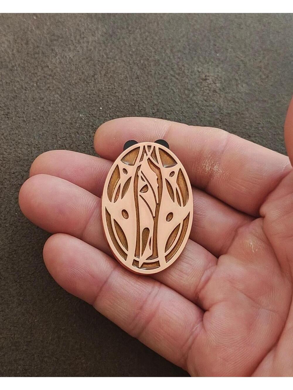 2019 Star Wars Galaxy's Edge Savi's Lightsaber Workshop Elemental Nature Pin - Picture 3 of 9
